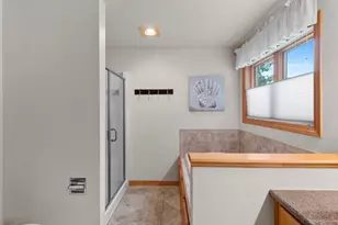 3386 Hawkeye Ct, Suamico, WI 54313 - Photo 19