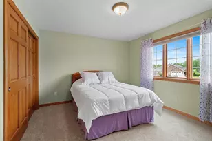 3386 Hawkeye Ct, Suamico, WI 54313 - Photo 27
