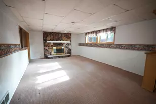 1238 Stine Way, De Pere, WI 54115 - Photo 15