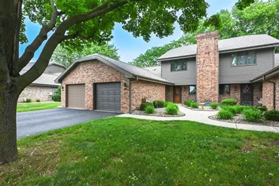 88 Spencer Village Court, Appleton, WI 54914 - Photo 1