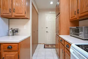 88 Spencer Village Ct, Appleton, WI 54914 - Photo 11