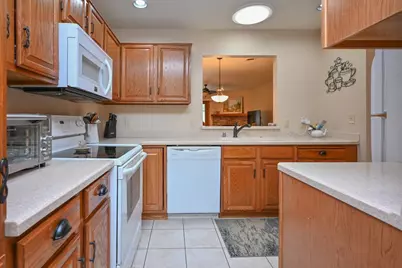 88 Spencer Village Court, Appleton, WI 54914 - Photo 13