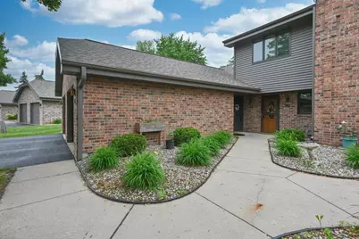 88 Spencer Village Court, Appleton, WI 54914 - Photo 3