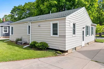1253 Marian Lane, Green Bay, WI 54304 - Photo 27