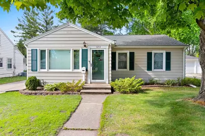 1253 Marian Lane, Green Bay, WI 54304 - Photo 25