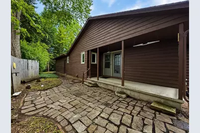 848 W South Park Avenue, Oshkosh, WI 54902 - Photo 45
