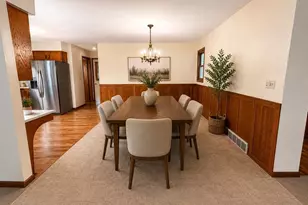 848 W South Park Ave, Oshkosh, WI 54902 - Photo 13