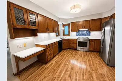 848 W South Park Avenue, Oshkosh, WI 54902 - Photo 17
