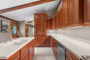 389 Sunlite Dr, Oneida, WI 54155 - Photo 7
