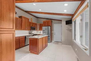 389 Sunlite Dr, Oneida, WI 54155 - Photo 3