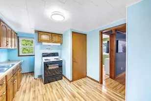 843 S Prospect St, Shawano, WI 54166 - Photo 5