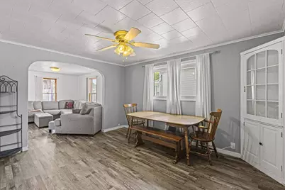 1054 Tyler Avenue, Oshkosh, WI 54902 - Photo 9