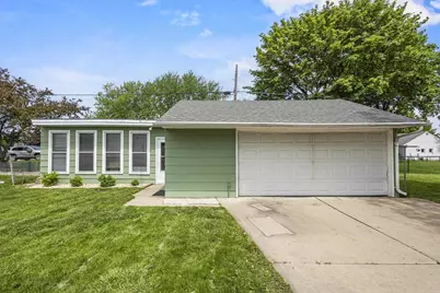 1054 Tyler Avenue, Oshkosh, WI 54902 - Photo 19