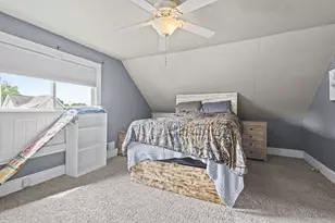 1054 Tyler Ave, Oshkosh, WI 54902 - Photo 13