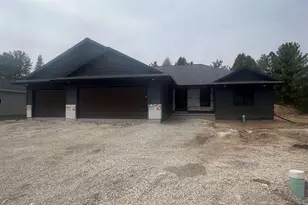 413 Carrie Lynn Ave, Algoma, WI 54201 - Photo 3