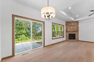413 Carrie Lynn Ave, Algoma, WI 54201 - Photo 7