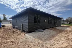 413 Carrie Lynn Ave, Algoma, WI 54201 - Photo 5