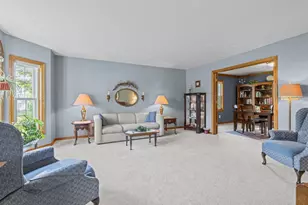 N340 Tamarack Cir, Appleton, WI 54915 - Photo 7