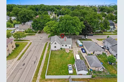 907 Elmore Street, Green Bay, WI 54303 - Photo 13
