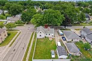 907 Elmore St, Green Bay, WI 54303 - Photo 13