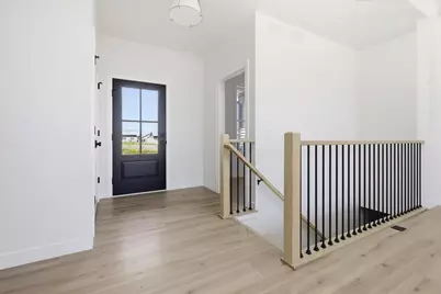 N8860 Killarney Way, Menasha, WI 54952 - Photo 23