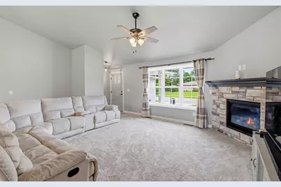511 Adams Street, Oconto, WI 54153 - Photo 9