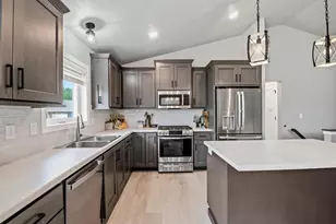 511 Adams St, Oconto, WI 54153 - Photo 15