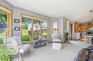 205 Oak Knoll Ct, Hortonville, WI 54944 - Photo 11