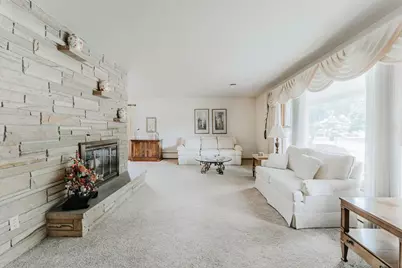 1947 McCurdy Street, Oshkosh, WI 54902 - Photo 7