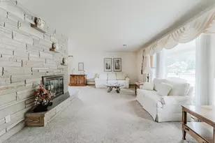 1947 Mc Curdy St, Oshkosh, WI 54902 - Photo 7