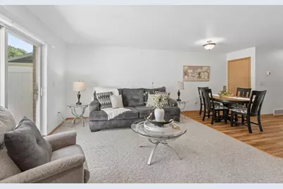 2127 Royal Crest Circle #3, Green Bay, WI 54311 - Photo 3