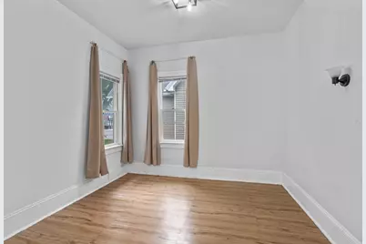 1168 E Walnut Street, Green Bay, WI 54301 - Photo 15