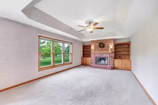 1990 Tyler Ln, De Pere, WI 54115 - Photo 13