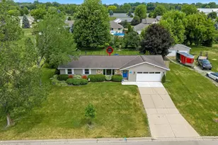 2542 Riverview Dr, Green Bay, WI 54313 - Photo 55