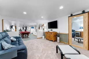 2542 Riverview Dr, Green Bay, WI 54313 - Photo 25