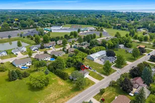 2542 Riverview Dr, Green Bay, WI 54313 - Photo 59