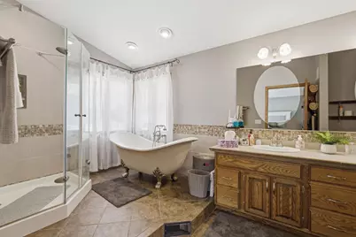 926 Millbrook Drive, Neenah, WI 54956 - Photo 15