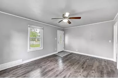 1160 12th Avenue, Green Bay, WI 54304 - Photo 3
