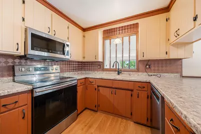 1614 Dawn Street, Algoma, WI 54201 - Photo 9