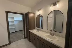 3110 Lazy Oak Dr, Green Bay, WI 54311 - Photo 9