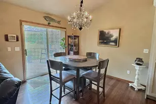1085 Hillwood Run Dr, Oshkosh, WI 54901 - Photo 5
