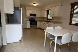 1021 Claude St, Menasha, WI 54952 - Photo 7