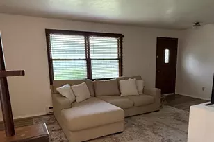 1021 Claude St, Menasha, WI 54952 - Photo 5