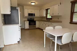 1021 Claude St, Menasha, WI 54952 - Photo 9