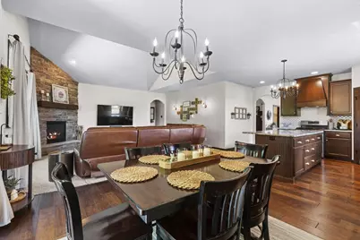 W7574 Cross Country Lane, Hortonville, WI 54944 - Photo 7