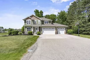W7574 Cross Country Ln, Hortonville, WI 54944 - Photo 49