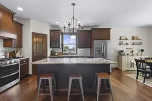 W7574 Cross Country Ln, Hortonville, WI 54944 - Photo 5