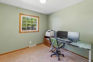 56 Pioneer Ct, Fond du Lac, WI 54935 - Photo 11