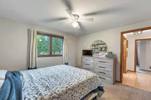 2730 Aquarius Rd, Green Bay, WI 54311 - Photo 11