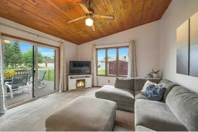 2730 Aquarius Road, Green Bay, WI 54311 - Photo 7